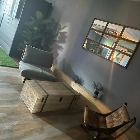 מלון אהבה L'entrepot Secret נים